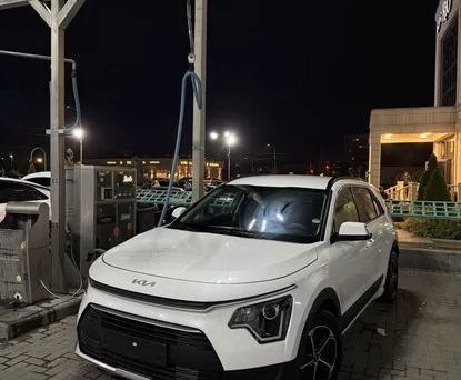Kia Niro, 2023 — 照片 1