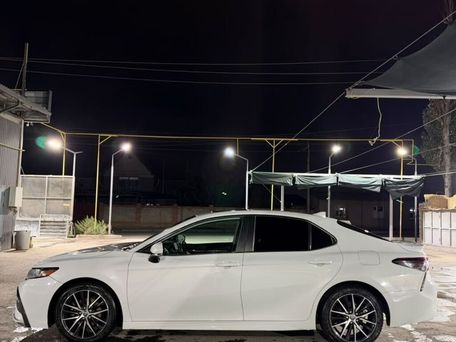 Toyota Camry, 2021 — сүрөт 6