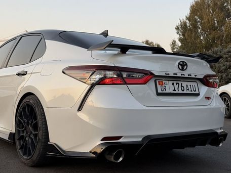 Toyota Camry, 2021 — сүрөт 1
