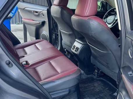 Lexus NX, 2018 — 照片 9