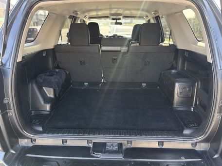 Toyota 4Runner, 2018 — photo 16