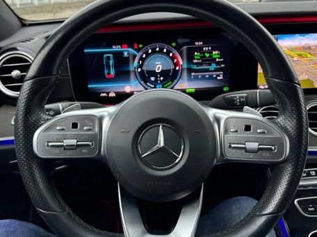 Mercedes-Benz E-Class, 2020 — photo 11