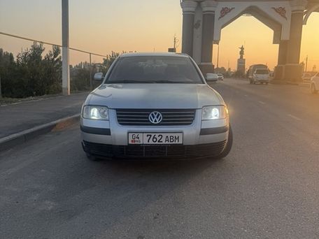 Volkswagen Passat, 2001 — 照片 2