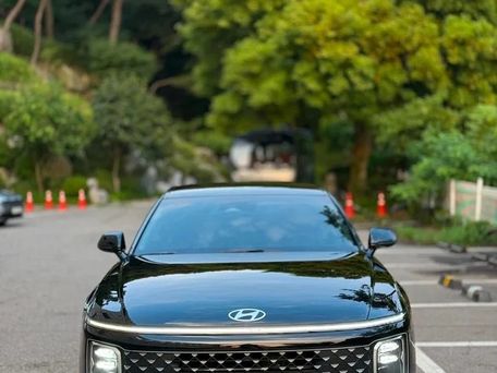 Hyundai Grandeur, 2023 — photo 3