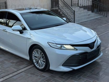 Toyota Camry, 2018 — фото 2