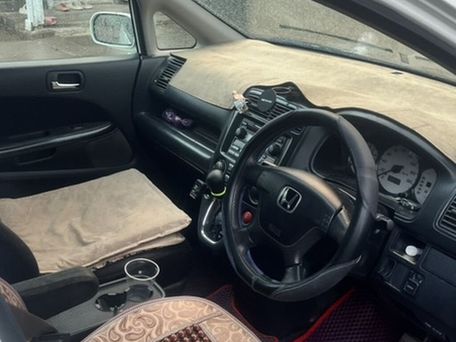 Honda Stream, 2001 — 照片 4