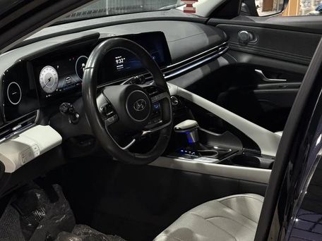 Hyundai Avante, 2021 — 照片 4