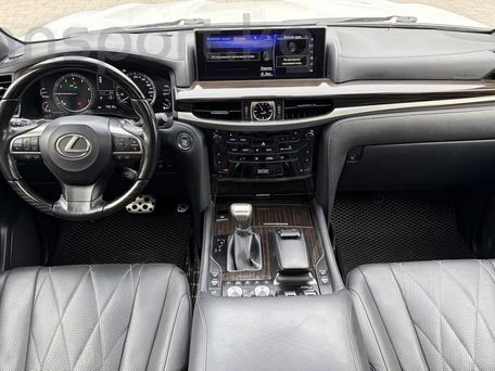 Lexus LX, 2021 — фото 11