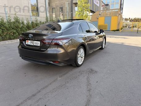 Toyota Camry, 2020 — photo 3