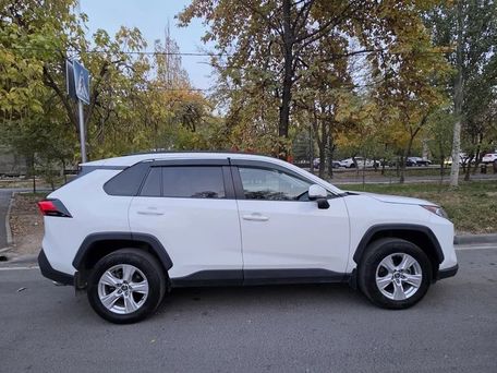Toyota RAV4, 2021 — 照片 2