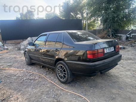 Volkswagen Vento, 1994 — фото 1