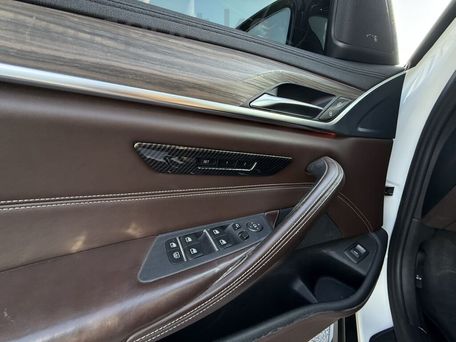 BMW 5 Series, 2018 — сүрөт 17
