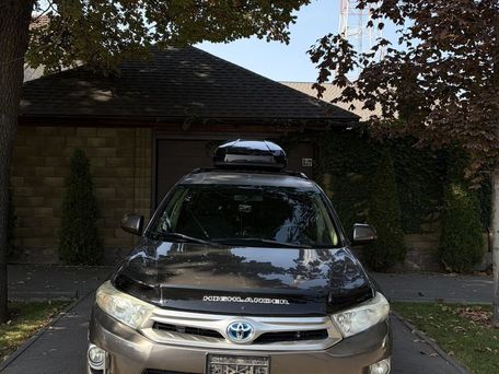 Toyota Highlander, 2010 — photo 1