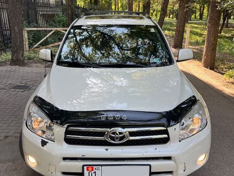 Toyota RAV4, 2008