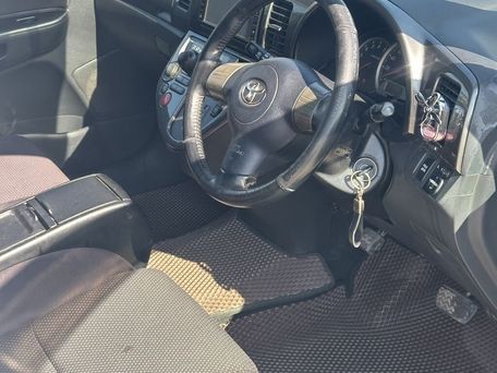 Toyota Wish, 2004 — 照片 14