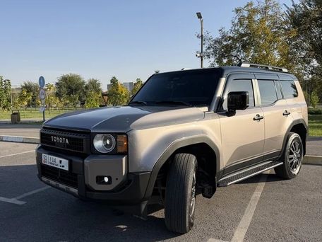 Toyota Land Cruiser Prado, 2024 — photo 1