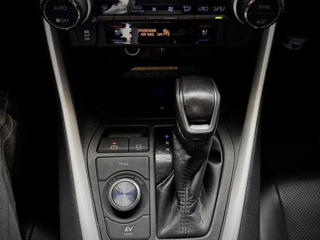 Toyota RAV4, 2020 — сүрөт 10