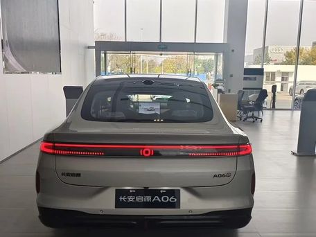 Changan Qiyuan A06, 2026 — photo 3