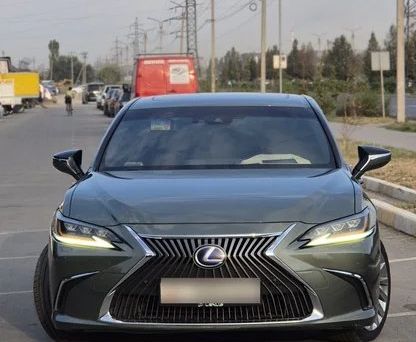Lexus ES, 2019