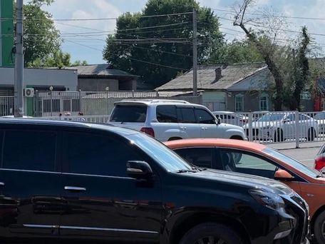 Lexus GX, 2018 — photo 8