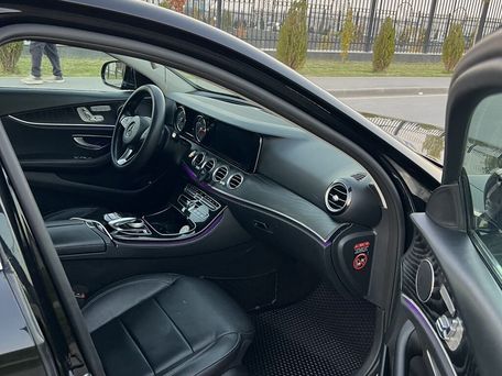 Mercedes-Benz E-Class, 2017 — photo 7