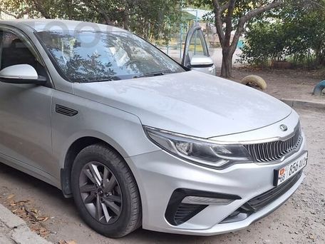 Kia K5, 2018 — photo 8