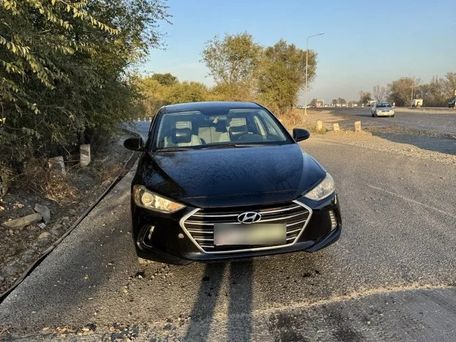 Hyundai Elantra, 2016 — 照片 1