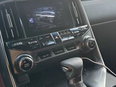 Lexus LX, 2026 — photo 3