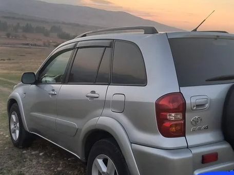 Toyota RAV4, 2005 — photo 3