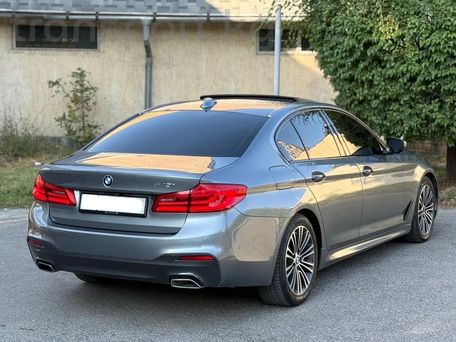 BMW 5 серии, 2018 — 照片 5
