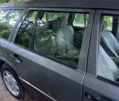 Mercedes-Benz W124, 1991 — photo 2