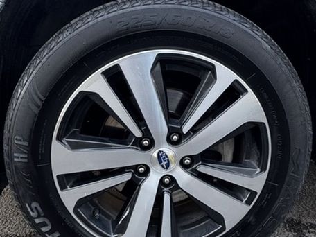 Subaru Outback, 2018 — photo 16