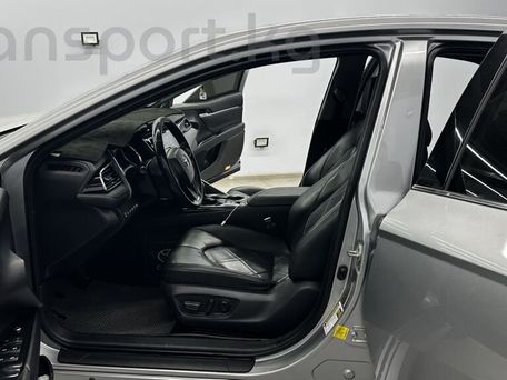 Toyota Camry, 2019 — фото 11