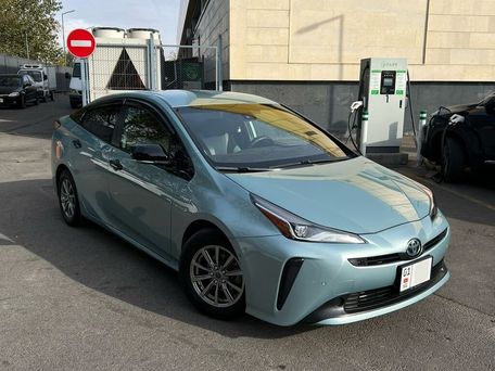 Toyota Prius, 2019 — photo 1