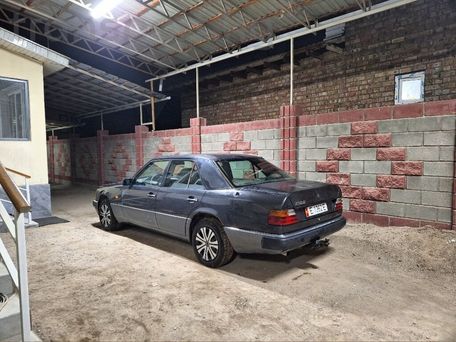 Mercedes-Benz W124, 1992 — 照片 2