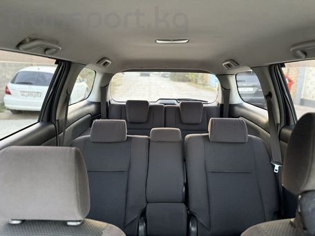 Toyota Wish, 2004 — photo 7