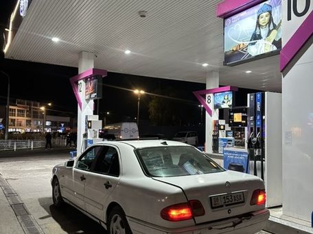 Mercedes-Benz E-Класс, 1998 — сүрөт 3