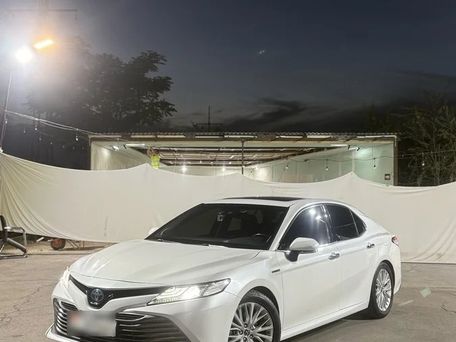 Toyota Camry, 2018