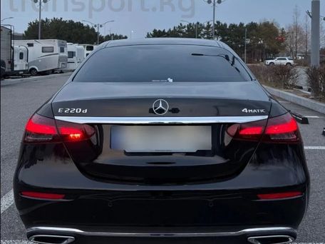 Mercedes-Benz E-Класс, 2023 — фото 5