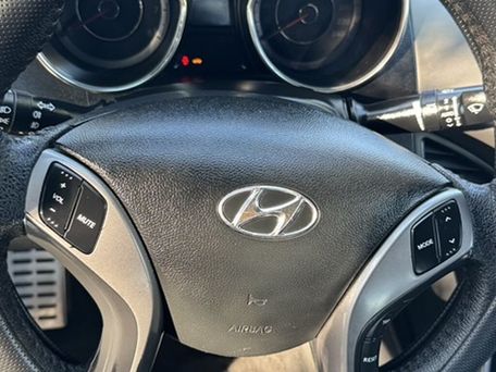 Hyundai Elantra, 2012 — фото 16