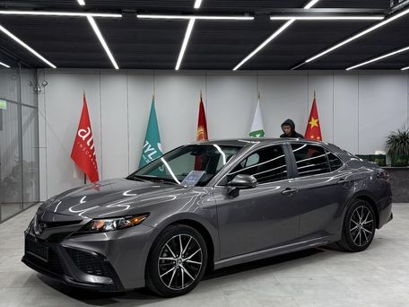 Toyota Camry, 2021 — photo 2
