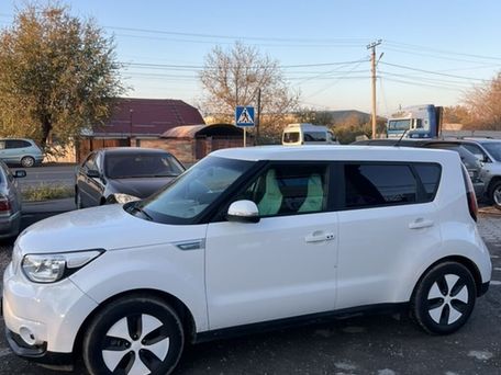 Kia Soul EV, 2018 — фото 2