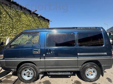 Mitsubishi Delica, 1993 — фото 4