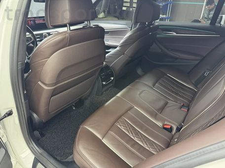 BMW 5 Series, 2020 — photo 11
