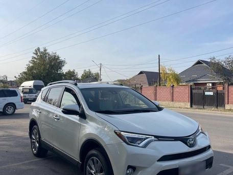 Toyota RAV4, 2017 — 照片 1