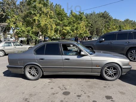 BMW 5 Series, 1991 — photo 5