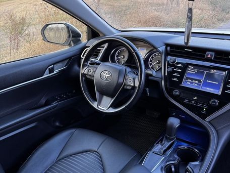 Toyota Camry, 2017 — сүрөт 9