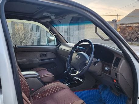 Toyota Hilux Surf, 2002 — 照片 3
