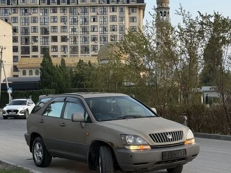 Toyota Harrier, 2000 — 照片 3