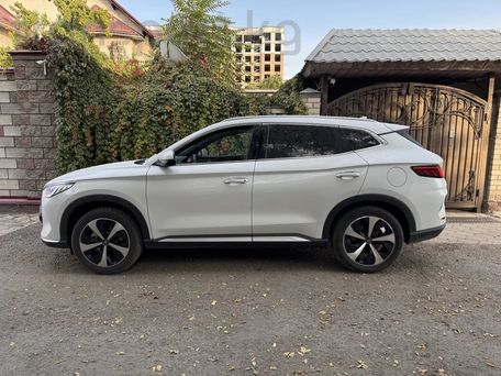 BYD Song Plus, 2022 — 照片 3